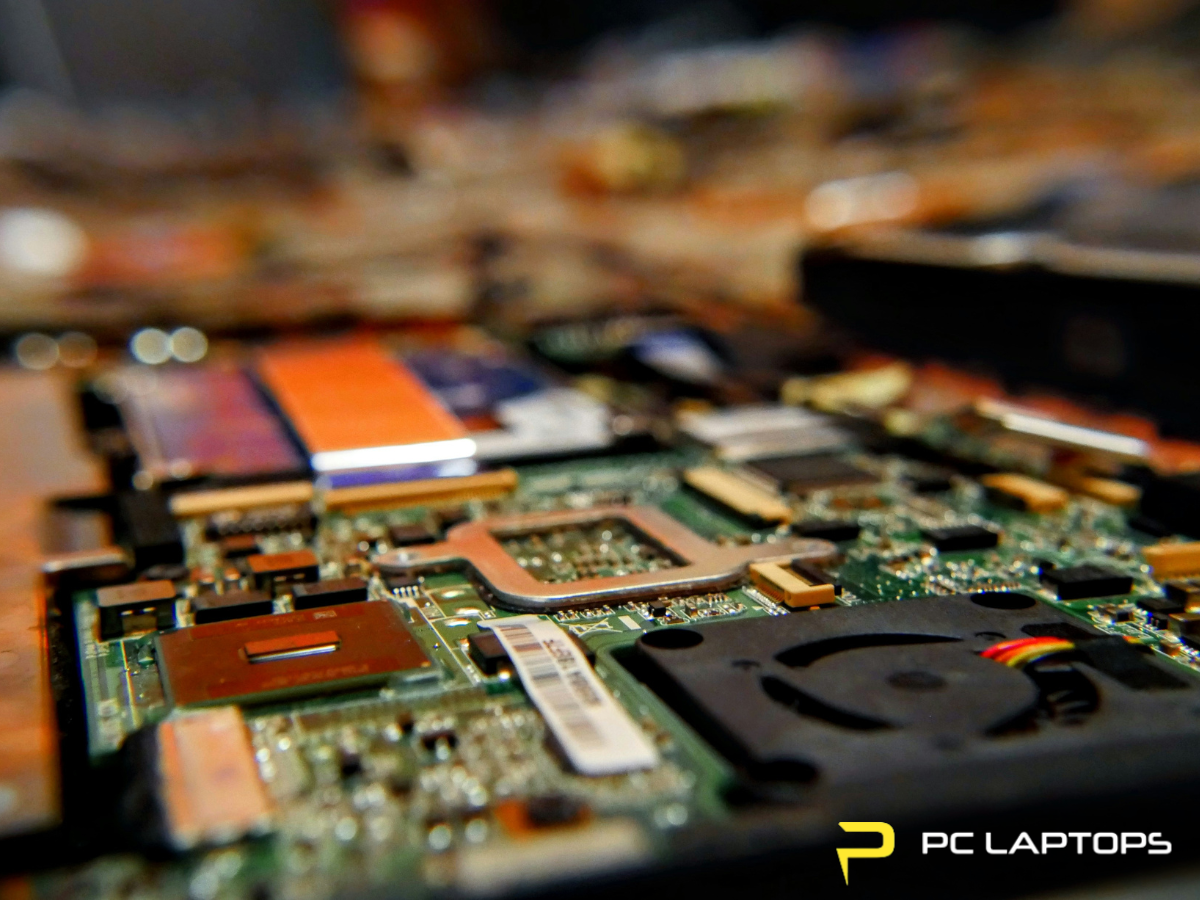 How to Clean a Laptop Computer Fan